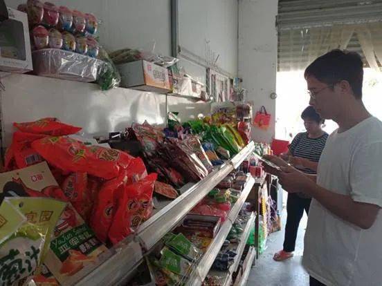 守护校园食品安全五河县市场局东刘集市场所在行动